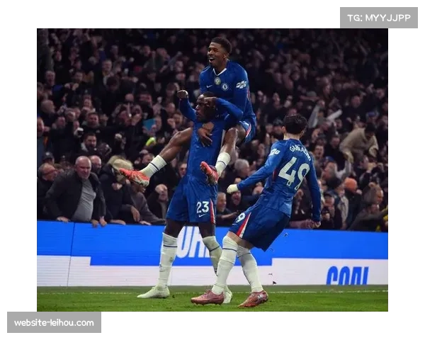 切尔西战平阿森纳展现韧性，帕尔默表现活跃